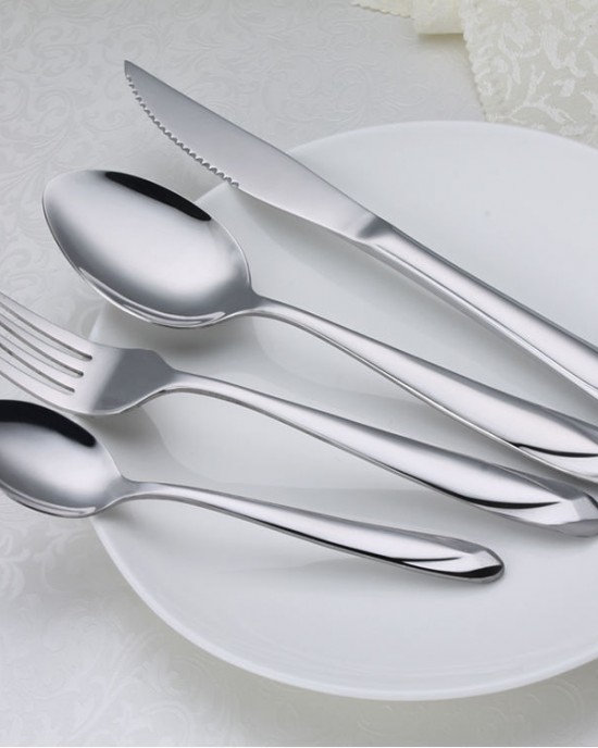 Royal Dinner Silver Spoon Fork Stainless Steel Cutlery Couple Cutlery. Royal Dinner Silver Spoon Fork Stainless Steel Cutlery Couple Cutlery.